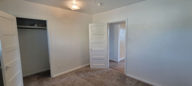 Building Photo - UPDATED HOME IN NORTH CLOVIS