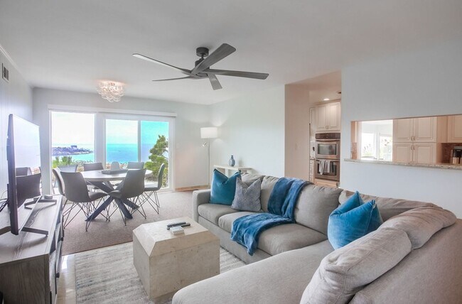Building Photo - Modern Ocean View Home in La Jolla 4 Bed, 3 Bath