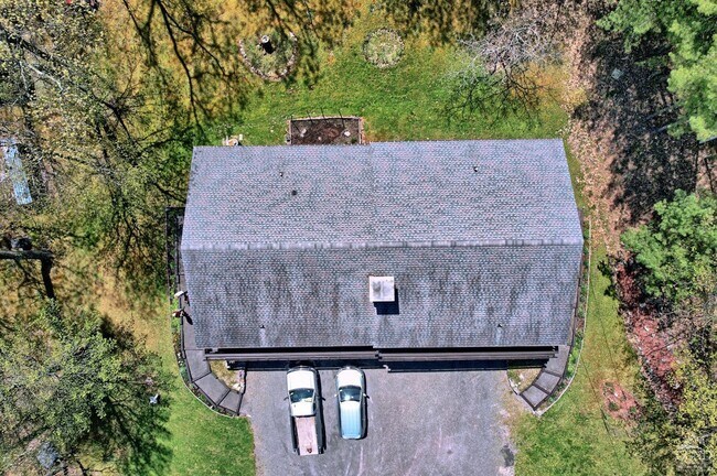 Building Photo - 561 Bald Hill Rd S