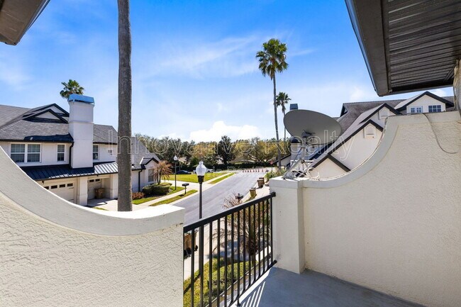 Building Photo - 17321 Promenade Dr