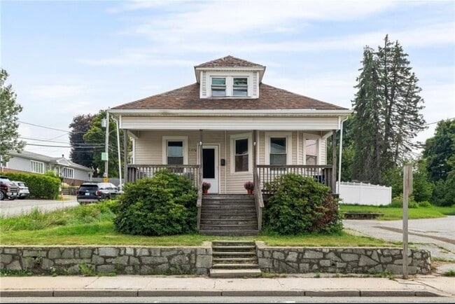 Building Photo - 1476 Plainfield Pike