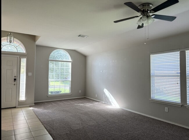 Building Photo - Comfort, Style & Privacy in the Heart of S...