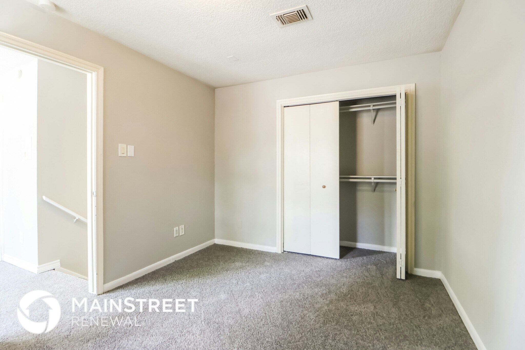 Building Photo - 1607 Bodart Cir