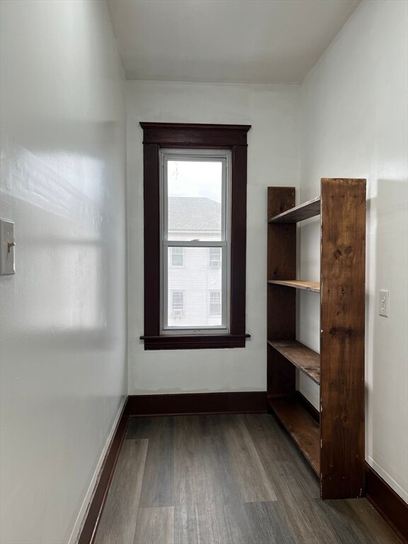 Building Photo - 209 Pilgrim Ave