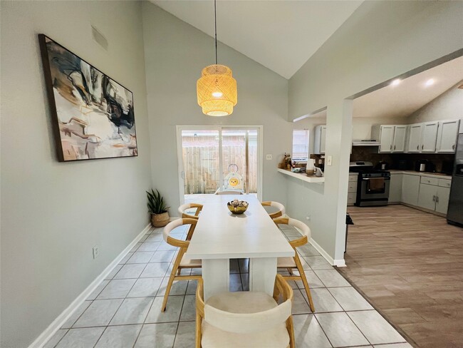 Building Photo - 4310 Hawk Meadow Dr