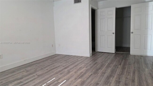 Building Photo - 5011 Wiles Rd