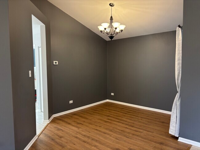 Building Photo - 1416 Finch Dr