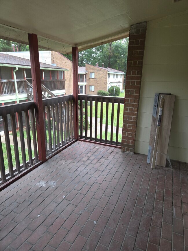 Primary Photo - 317 Mabry St