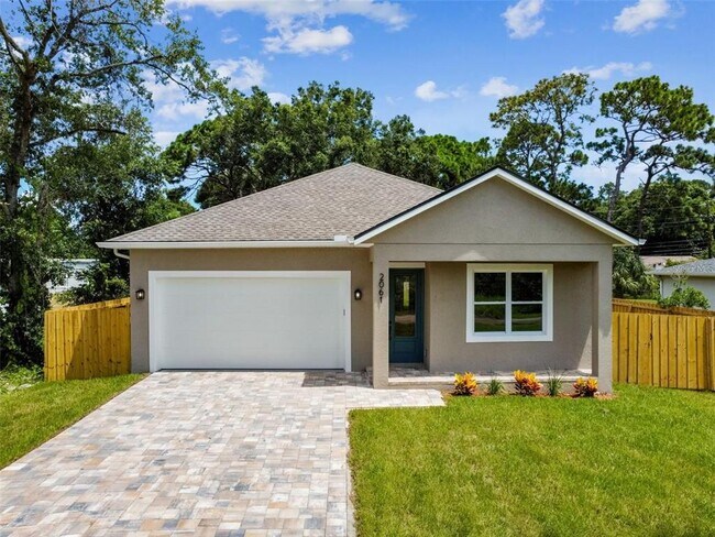 Primary Photo - 2061 19th Ave SW