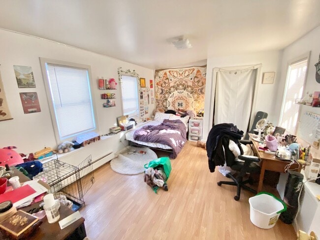 Building Photo - 48 Intervale Ave