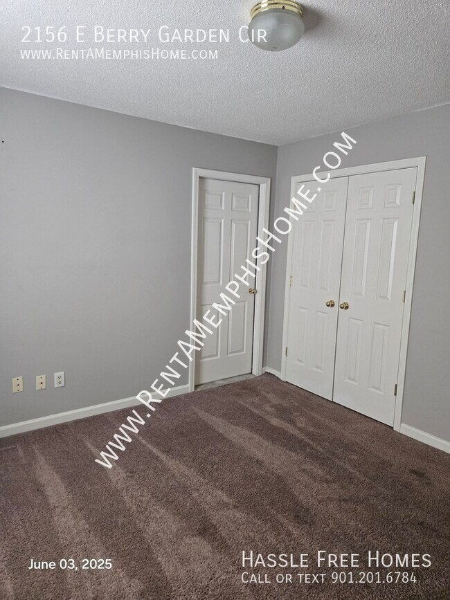 Building Photo - 2156 Berry Garden Cir W