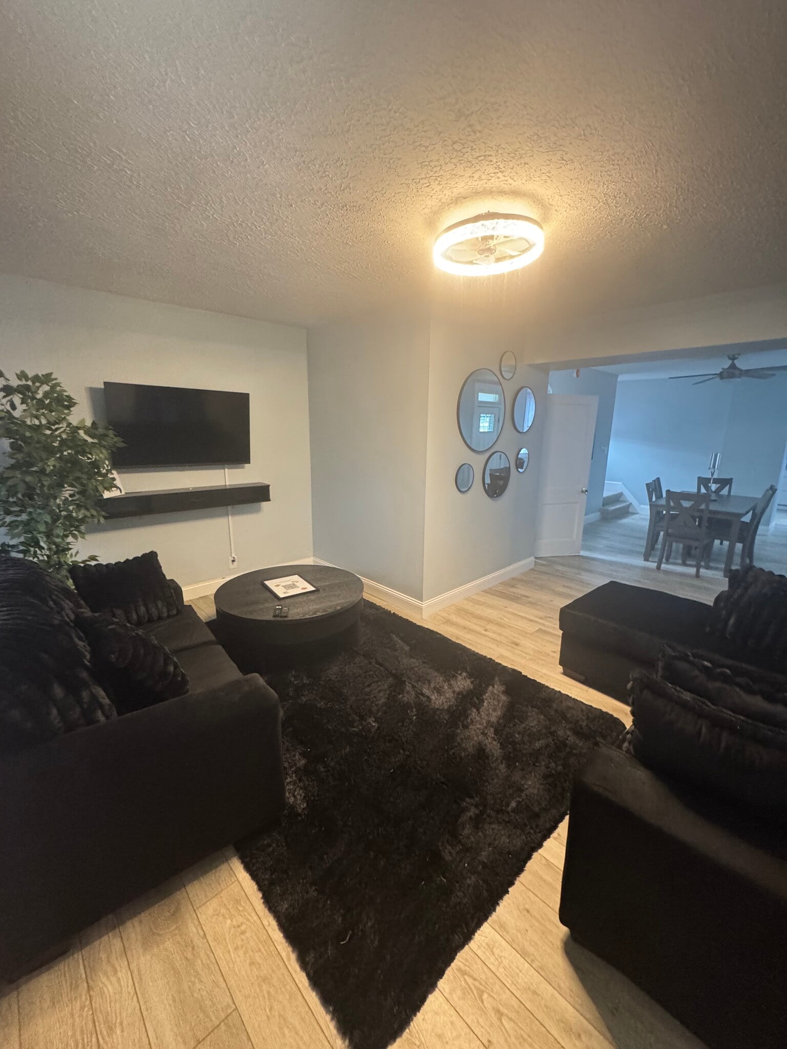 Building Photo - 919 Summer St