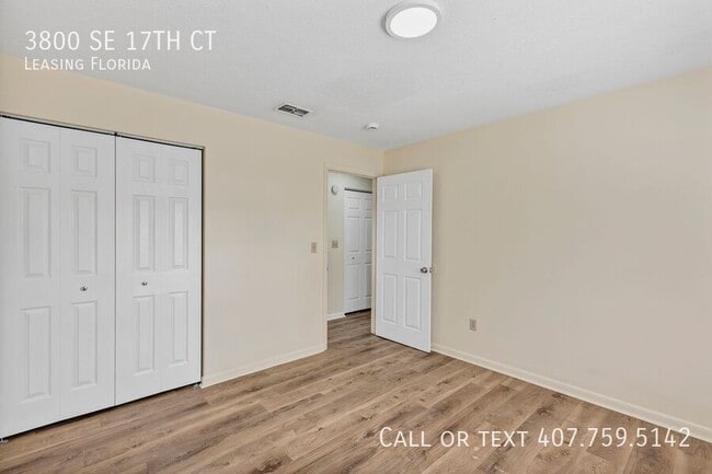 Building Photo - 3800 SE 17th Ct