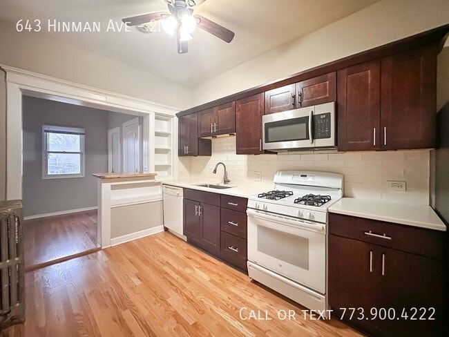 Building Photo - 643 Hinman Ave