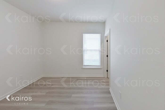 Building Photo - 112 Teddy Ln