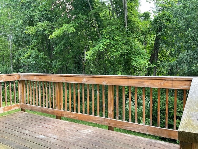 Building Photo - Luxury Townhouse at Camden Pines