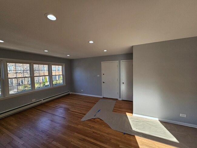 Building Photo - 2909 N Austin Ave