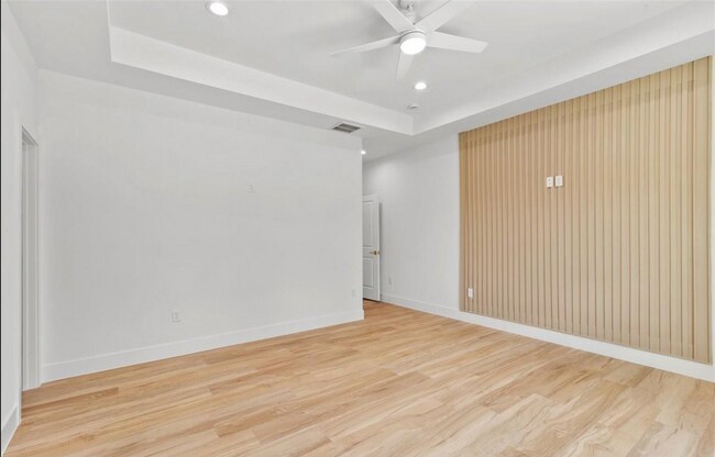 Building Photo - 8323 Observatory St