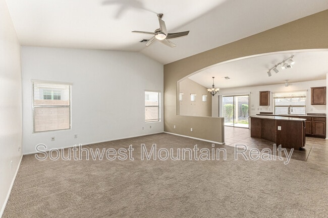 Building Photo - 38426 N Beverly Ave