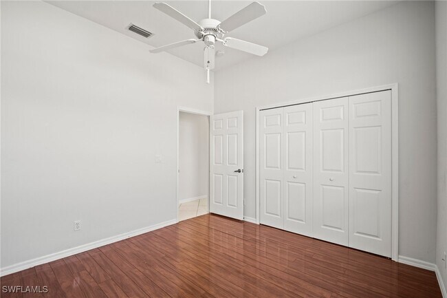 Building Photo - 1072 Port Orange Way