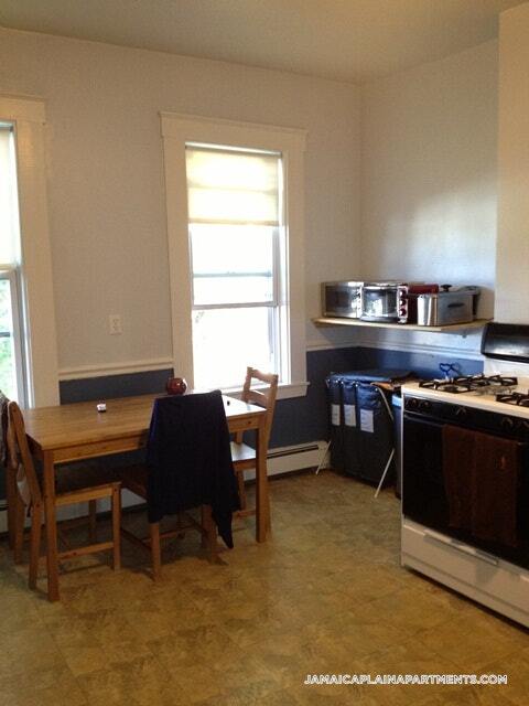 Building Photo - 36 Mozart St