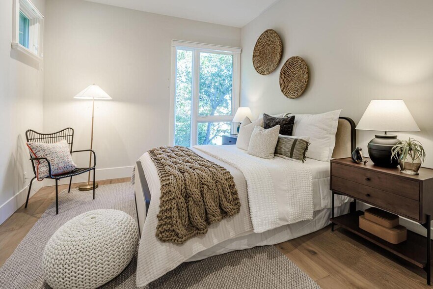 Building Photo - 600 El Camino Real