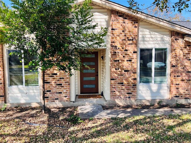 Building Photo - 11204 Slippery Elm Trail