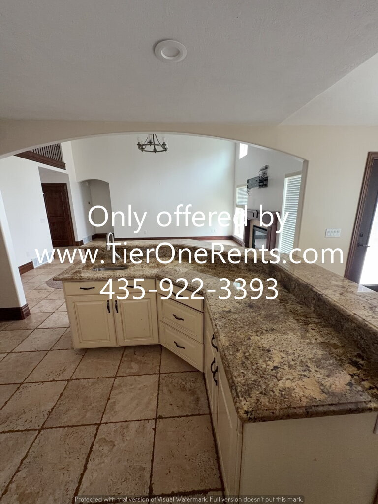 Building Photo - NO DEPOSIT option available for qualified renters!