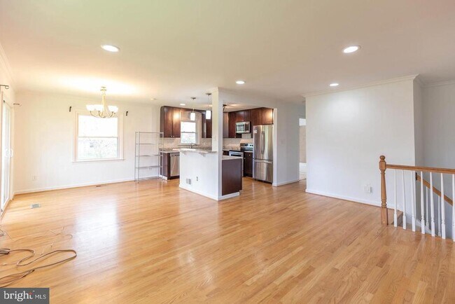 Building Photo - 4106 Lamarre Dr