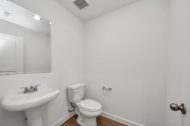Building Photo - 9106 Serene Hvn Dr