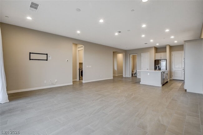 Building Photo - 94 Nine Mile Creek Dr