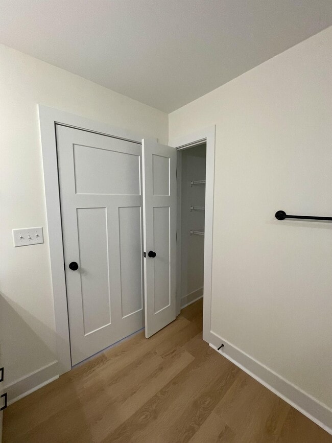 Building Photo - 556 Leesville Rd