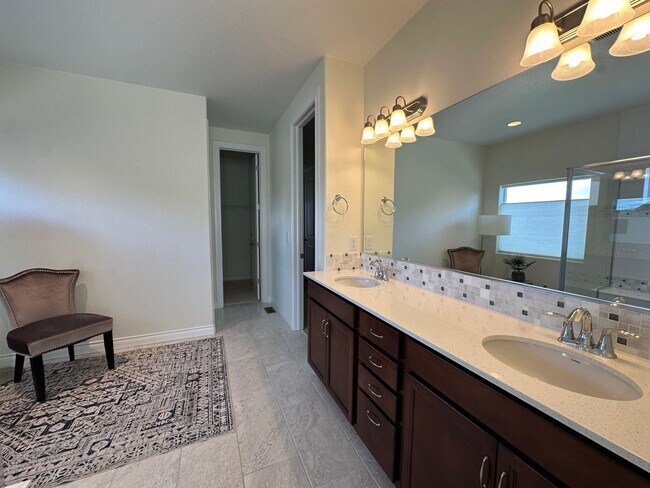 Building Photo - 6045 Griffin Dr