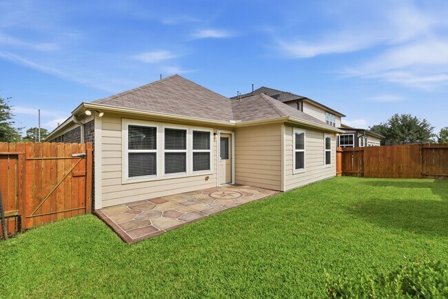 Building Photo - 15002 Miller Meadows Ln