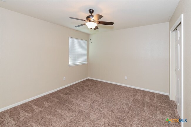 Building Photo - 146 Linden Ln