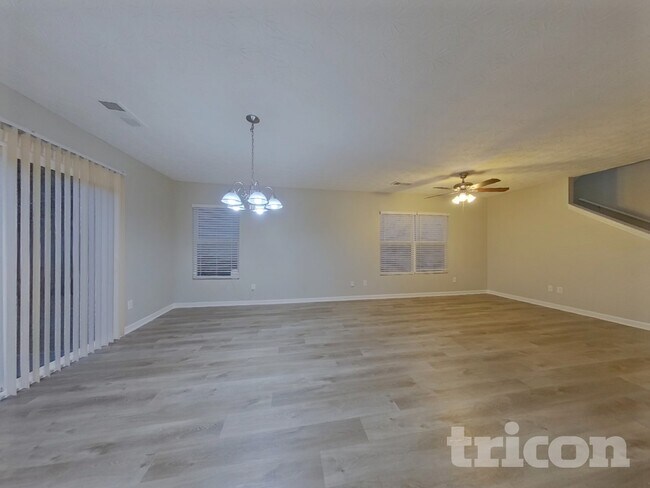 Building Photo - 186 Silver Fox Trail