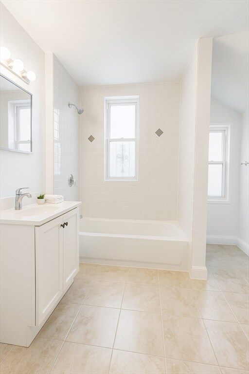 Building Photo - 10 Bucknam St