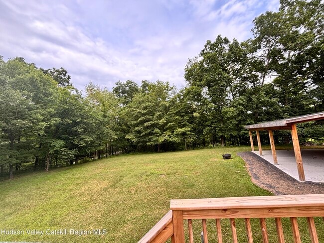 Building Photo - 124 Blue Mountain Rd