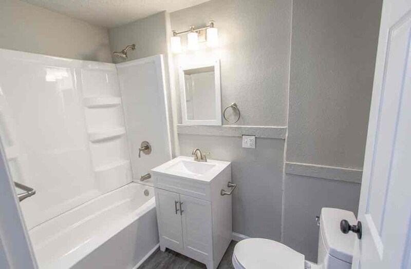 Building Photo - 211 S 2nd St