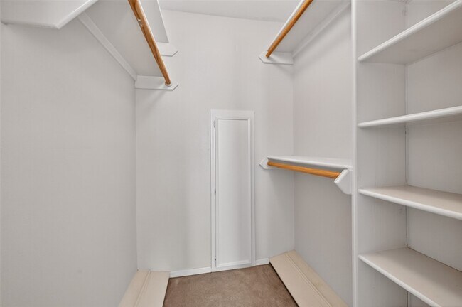 Building Photo - 12625 Memorial Dr