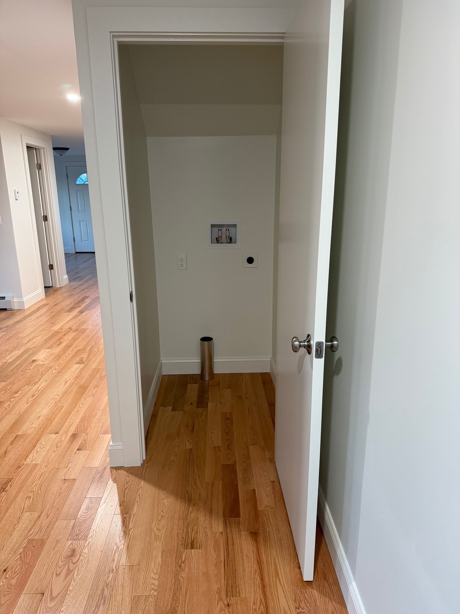 Building Photo - 35 Grant St