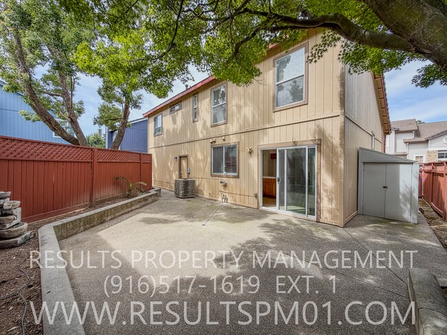 Building Photo - Great Elk Grove 2 Bedroom plus Loft Home