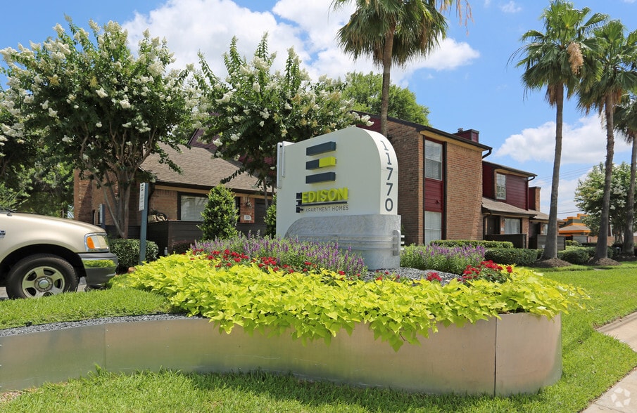 Primary Photo - The Edison