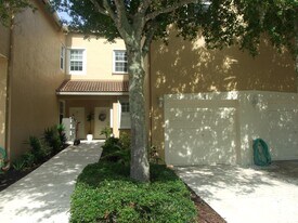 Building Photo - 156 Village Blvd