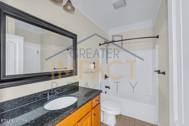 Building Photo - 810 Klondike Way