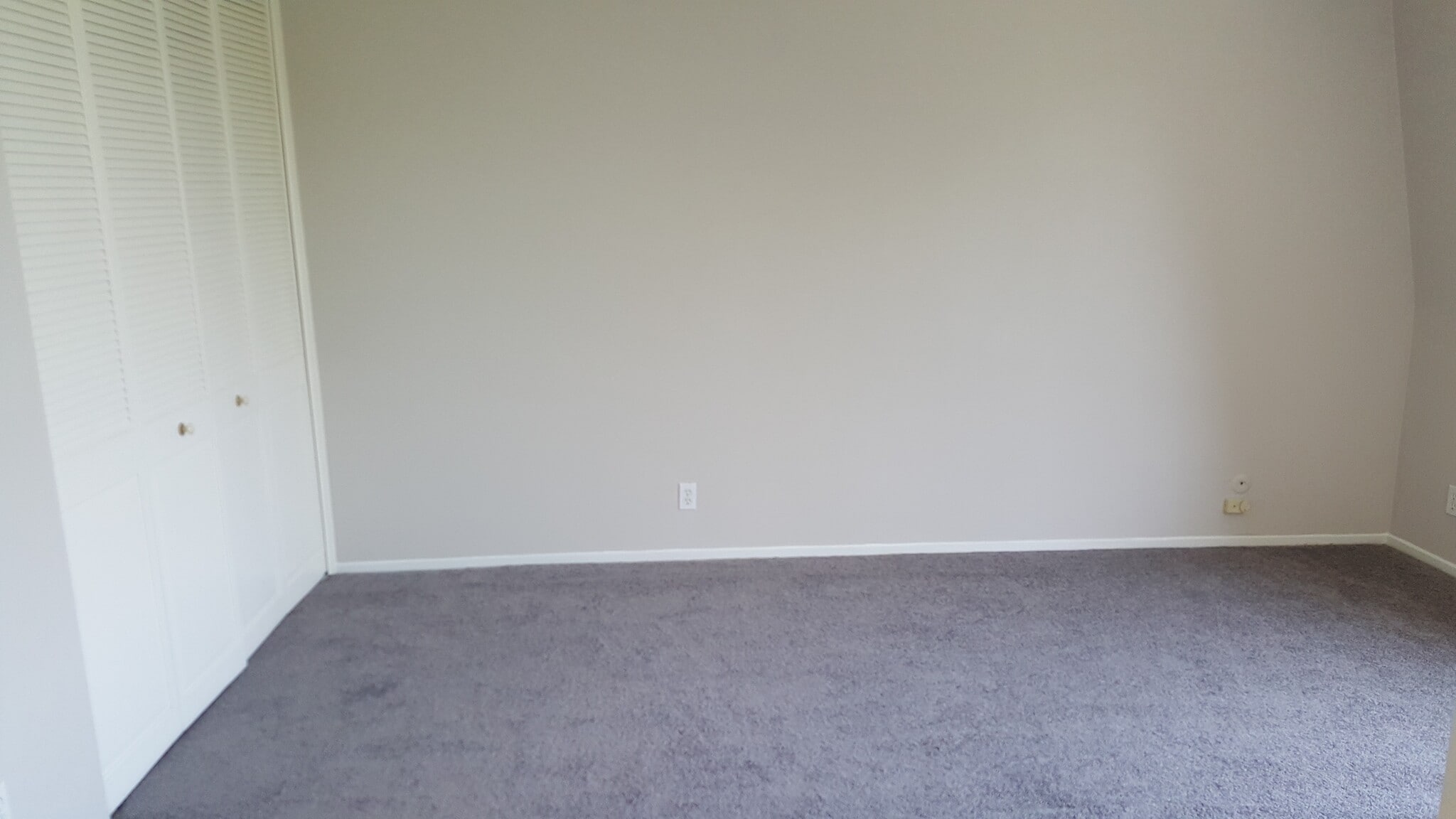 Guest Room (Upstairs) - 638 Wilcox Ave