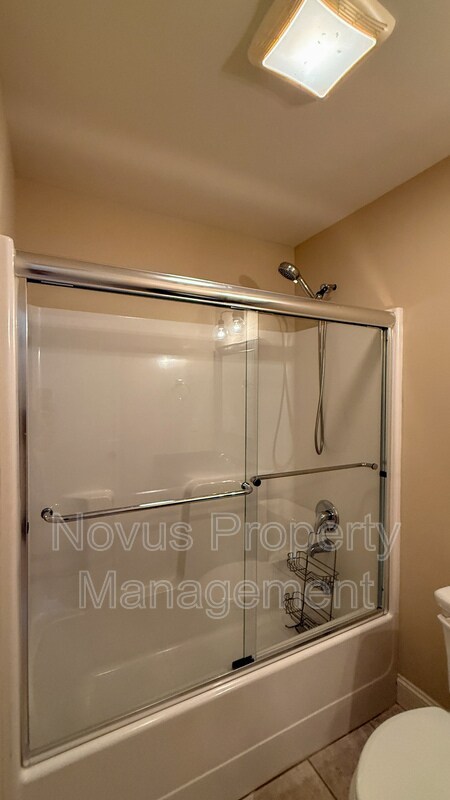 Building Photo - 338 Brookstone Dr
