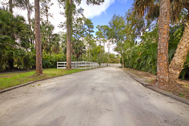 Building Photo - 12915 Collecting Canal Rd