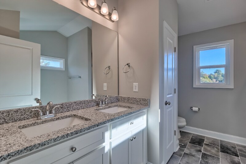 Building Photo - 2044 Rexford Ct