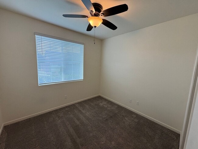 Building Photo - Home located in Ashton Park Move in Ready!...